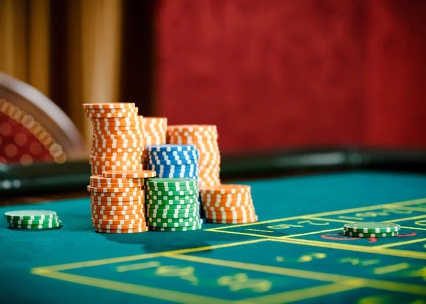 luxury888 Explore Sic Bo, slots and table rooms